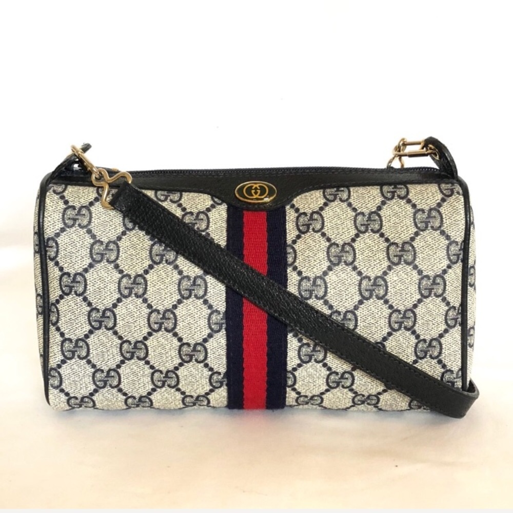 ❌SOLD❌GUCCI VINTAGE GG SUPREME SMALL CROSSBODY BAG